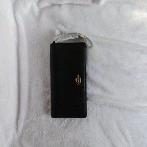 Coach Wallet in Pebble Black